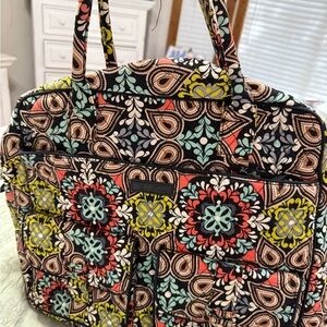 Vibrant Vera Bradley Patterned Women's Bag/Duffel